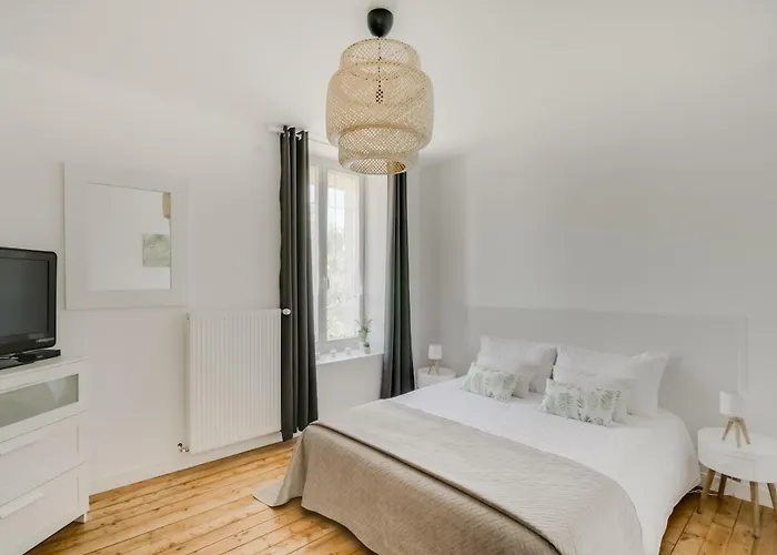 Maison Qui S'y Frotte S'y Pique Prázdninový dům *